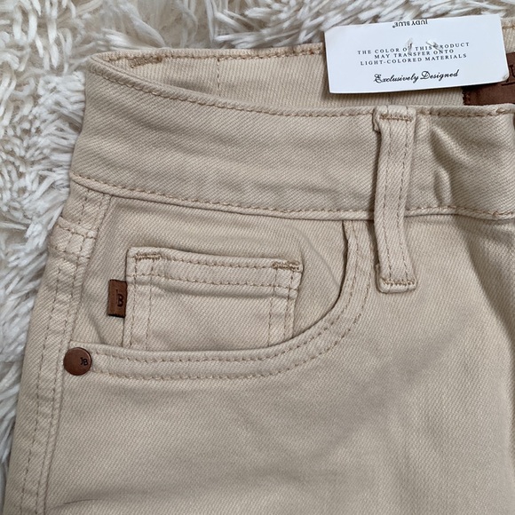 🎉HP🎉Judy Blue Garment Dyed High Waisted Shorts 💗 Bone - Picture 6 of 15